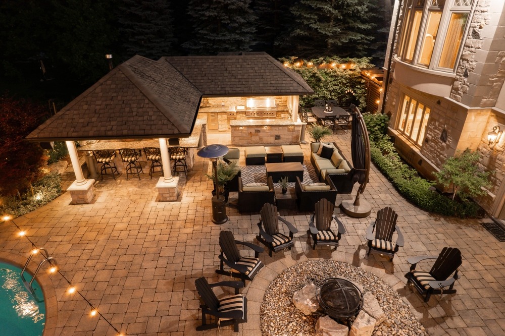Outdoor living space construction